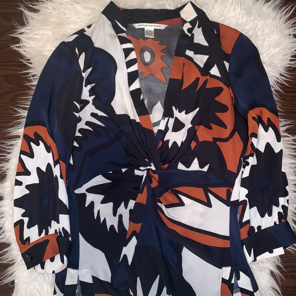 DVF silk printed blouse 100% authentic